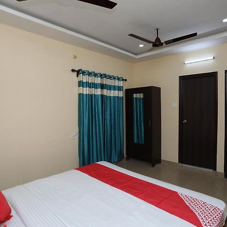Oyo 17376 Happy Spring Inn 加尔各答 外观 照片